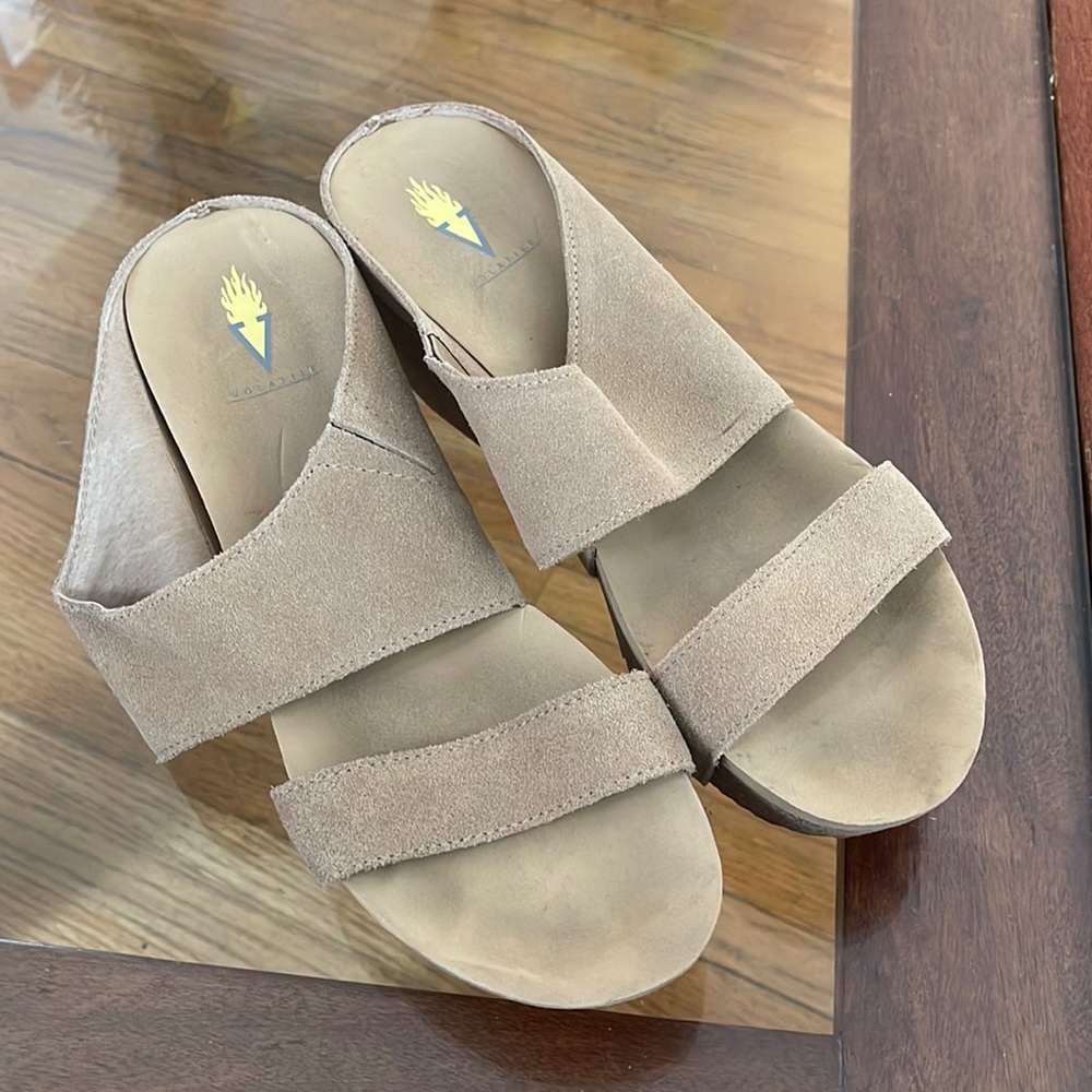 VOLATILE AUGUST Suede Wedge Sandal Tan Beige